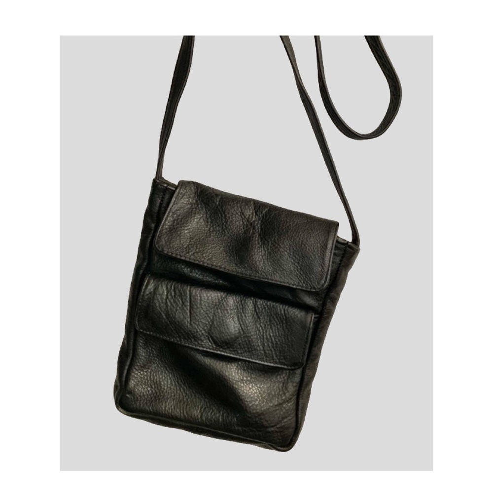 Retro Leather Crossbody